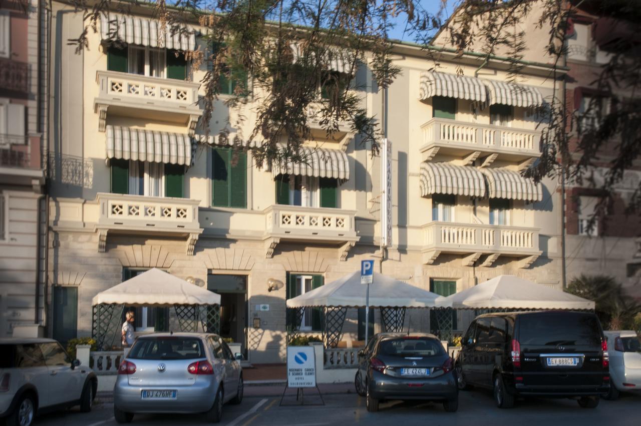 Hotel Valdinievole Lido di Camaiore Exterior foto